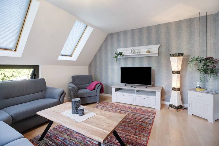 Ferienwohnung für 4 Personen, mit Balkon und Seeblick in Ammerland - 3
