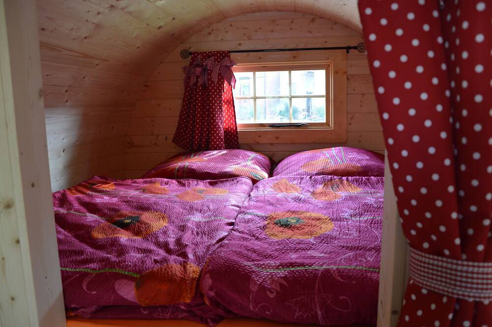 Camping barrel 1 - idyllically located in Krostitz, Nordsachsen