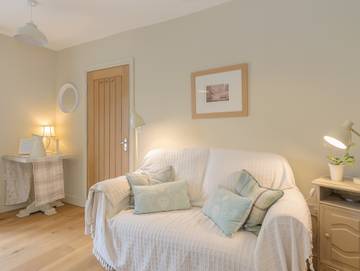 Holiday Home for 2 People in Herefordshire, West Midlands, Photo 3