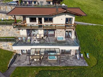 Chalet für 8 Personen, mit Sauna und Terrasse sowie Ausblick in Kaltenbach