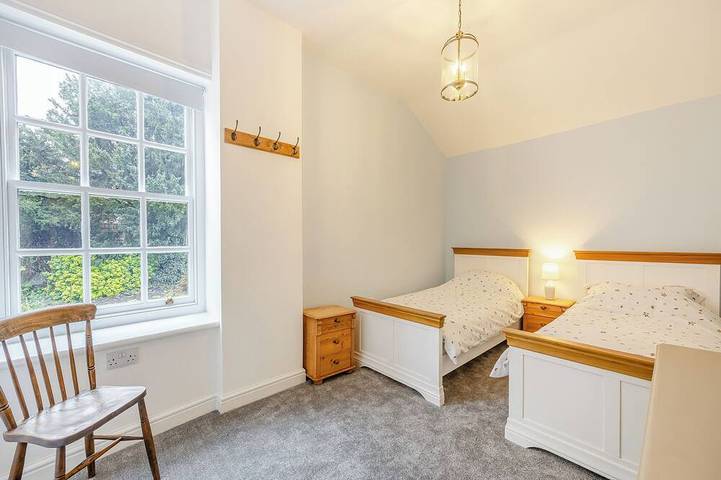 Cottage for 5 people, with garden in Louth