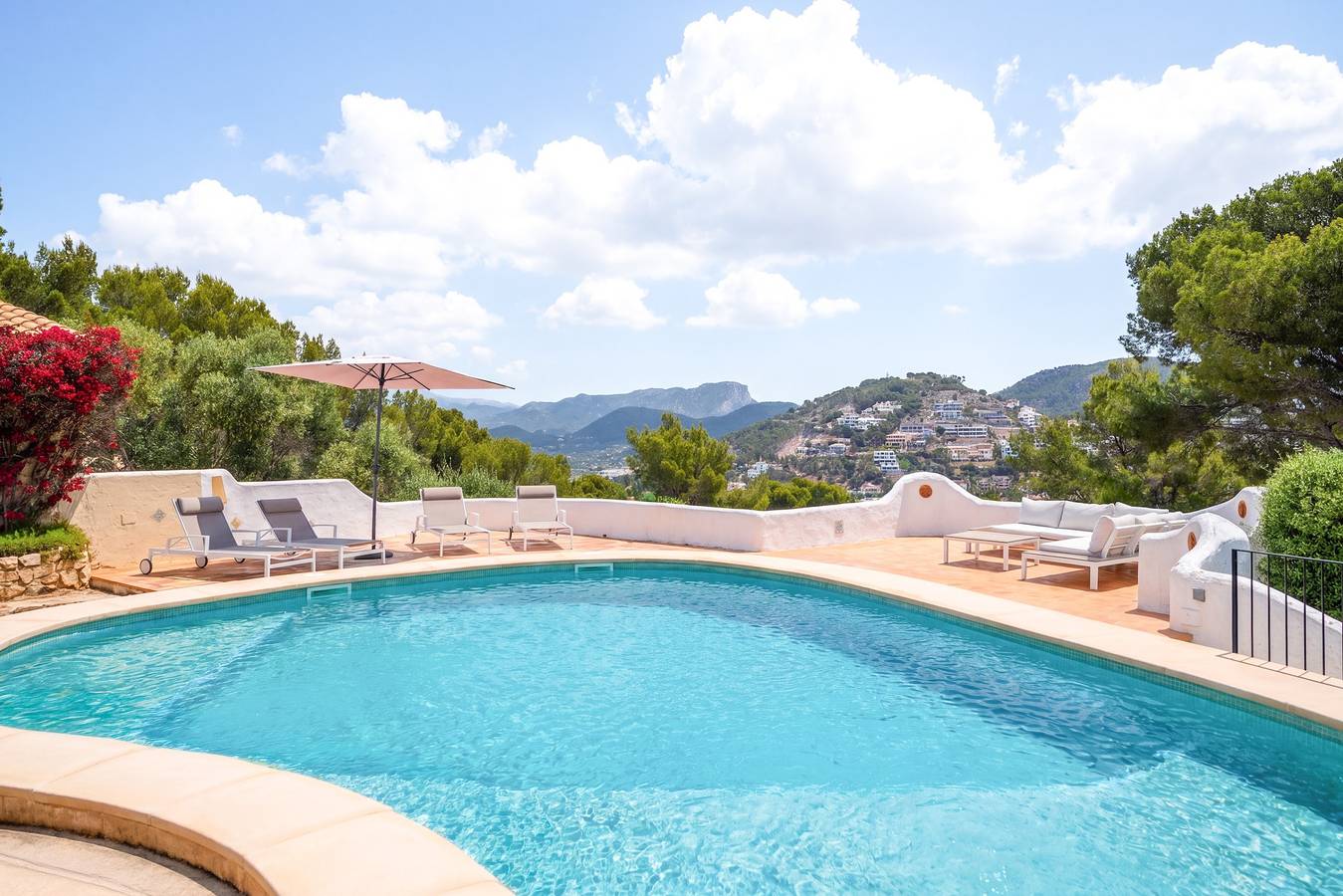 Villa Ancora – Vistas en La Mola con Vista al Mar, Wi-Fi y Aire Acondicionado in Puerto de Andrach, Andrach