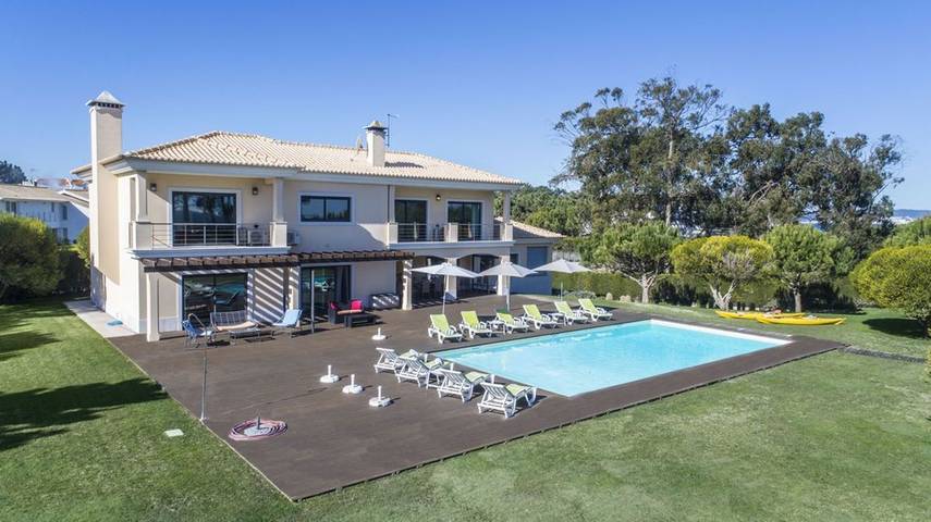 Villa para 11 pessoas, com jardim e vista para o mar e ainda piscina em Carvalhal