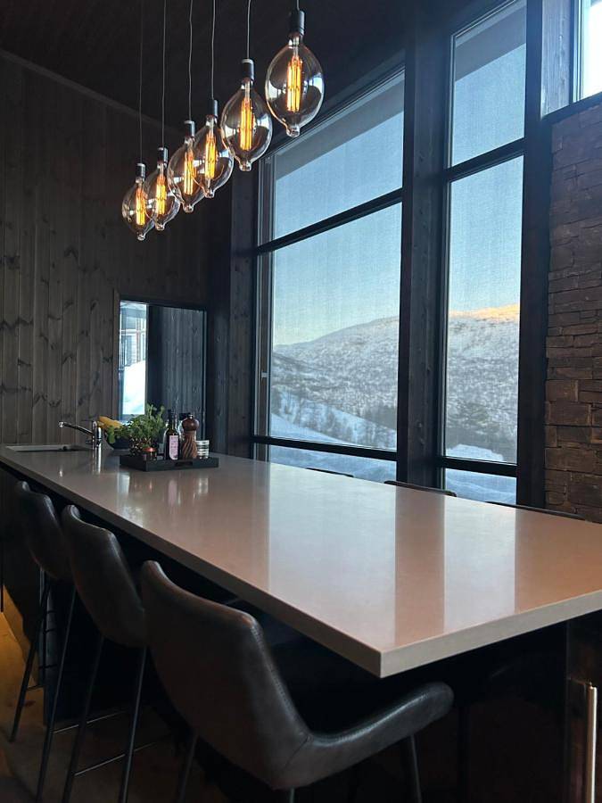 Six-Bedroom House in Sogndal