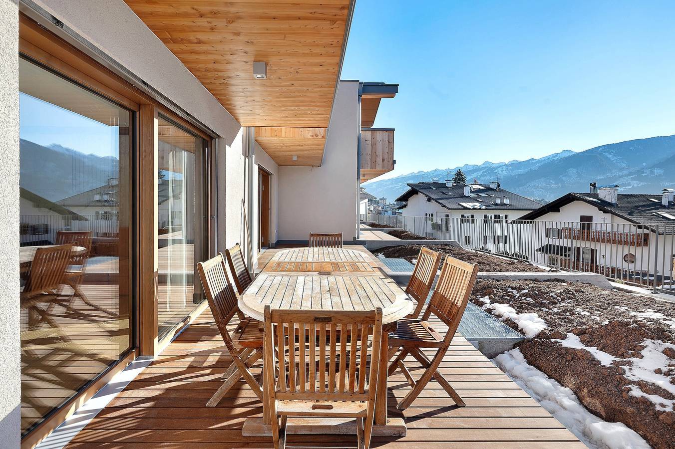 Ganze Wohnung, Apartment 'Villa Helena' mit Bergblick, privater Terrasse und Wlan in Cavalese, Fleimstaler Alpen