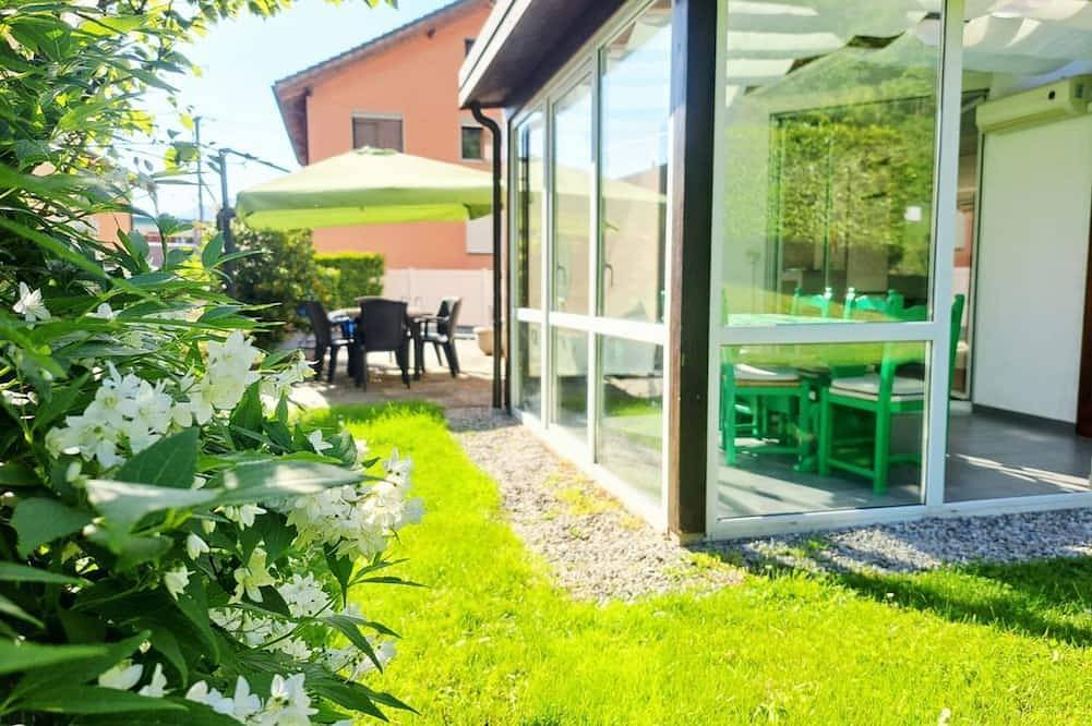 Einfamilienhaus mit Pool (Villa Molini) in Luganersee