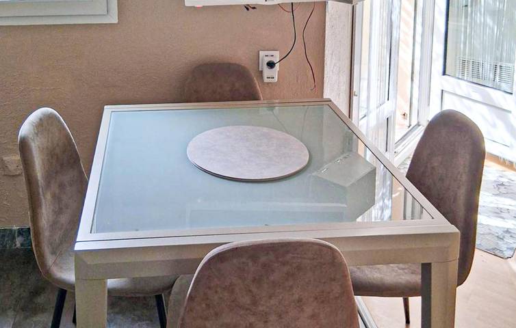 Appartement de vacances entier, Un charmant appartement à 2 km du centre-ville de Berck : un logement confortable avec jardin et Wi-Fi in Berck-Plage, Berck