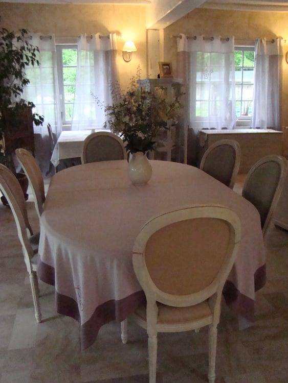 Le Jardin de Saint Jean - Chambre Acacia in Saint-Jean-aux-Bois, Oise