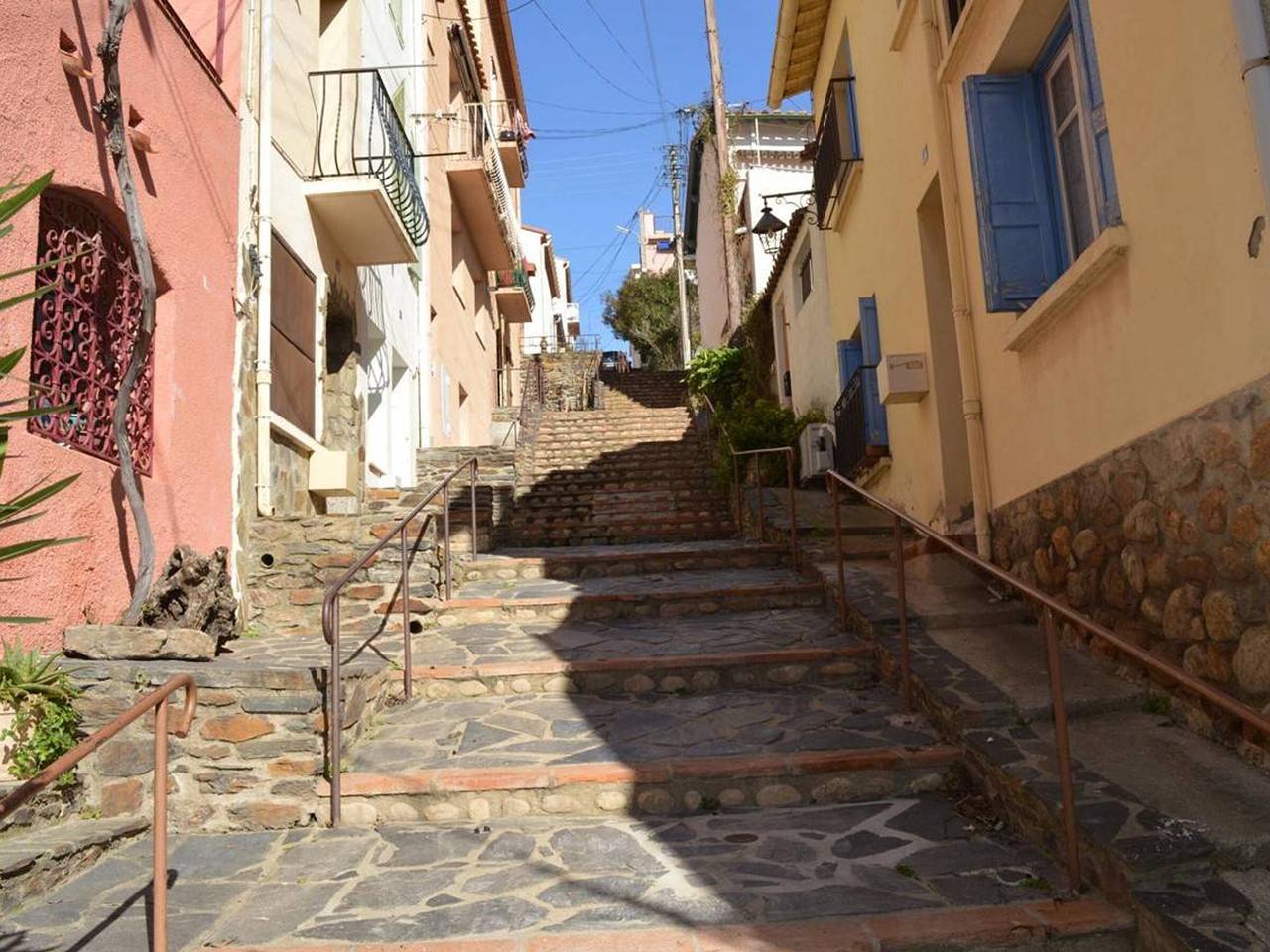 Ganze Wohnung, 2-Zimmer-Wohnung, 4 Schlafplätze, nahe Meer und Geschäften, Balkon, Haustiere erlaubt in La Côte Vermeille, Banyuls-sur-Mer