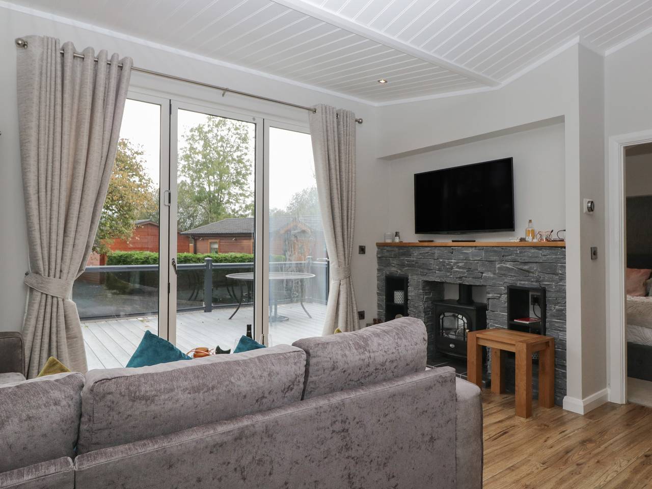 7 Lake View in White Cross Bay, Lake District