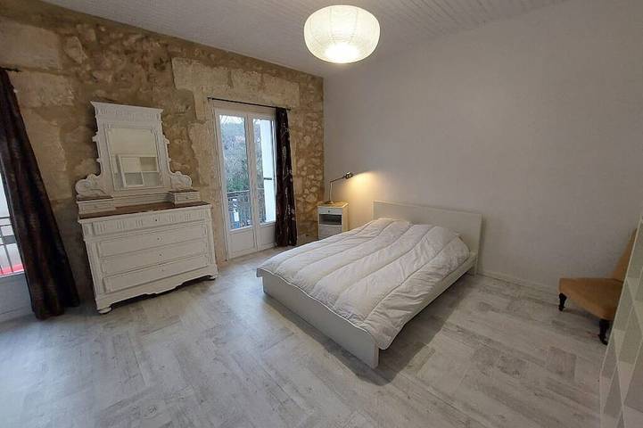 Location de vacances pour 10 personnes, avec balcon et jardin, animaux acceptés à Saint-Paul-et-Valmalle - 2