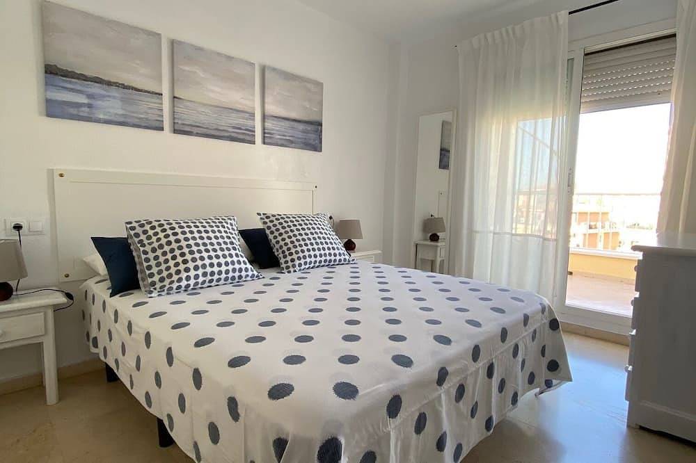 Apartamento entero, Precioso ático con vistas al mar ideal para desconectar in Benalmádena Costa, Benalmádena