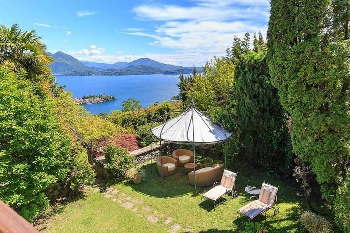 Villa pour 8 personnes, avec jardin et terrasse à Comune di Stresa
