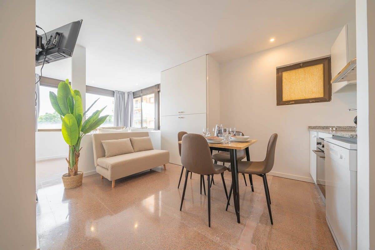 Apartamento entero, Apartamento de vacaciones para 3 personas con piscina in Malgrat De Mar, Costa Del Maresme