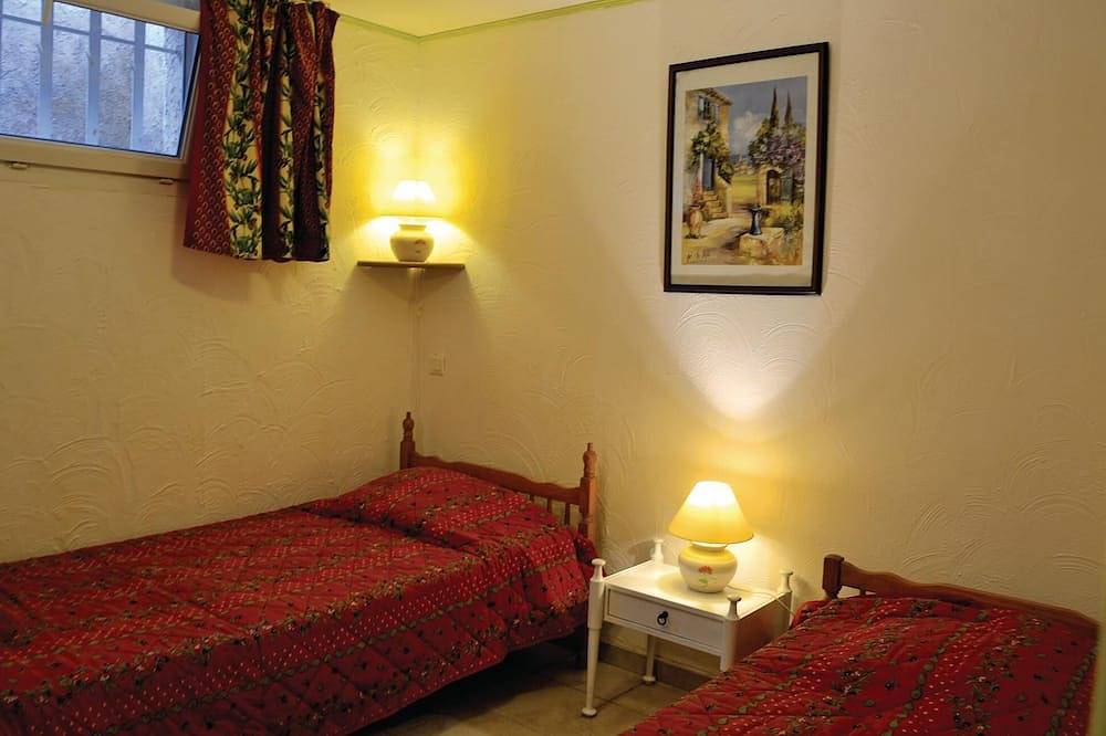 Entire apartment, Nice apartment in La Valette du Var in La Valette-du-Var, Mediterranean Coast (France)