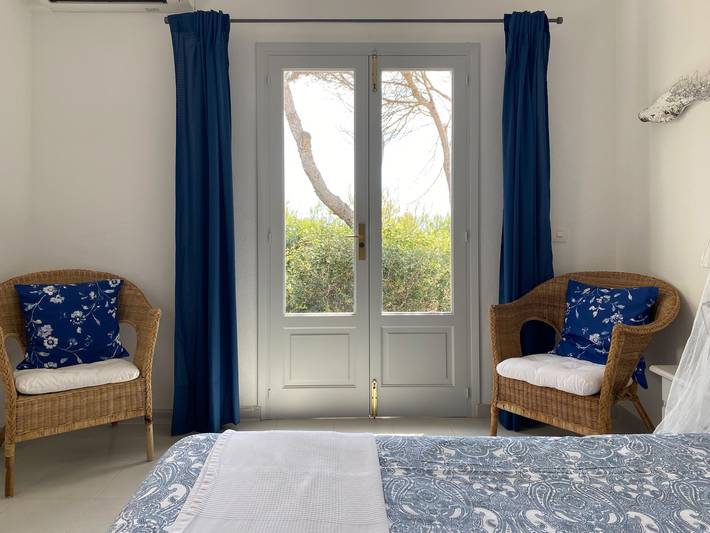 Bungalow para 4 personas, con Terraza y Vistas al lago en Formentera