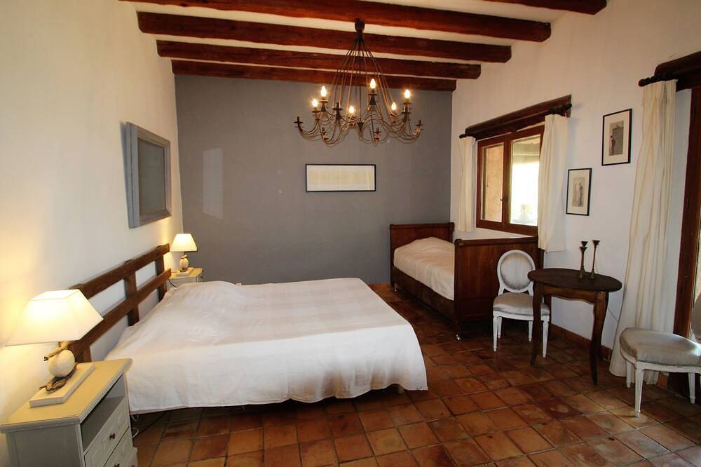 Große Charakter Villa 8-16 Personen in Lorgues, Draguignan Region