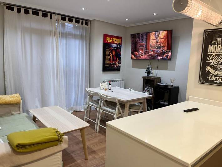 Ferienwohnung für 5 Personen, mit Ausblick und Balkon - 1