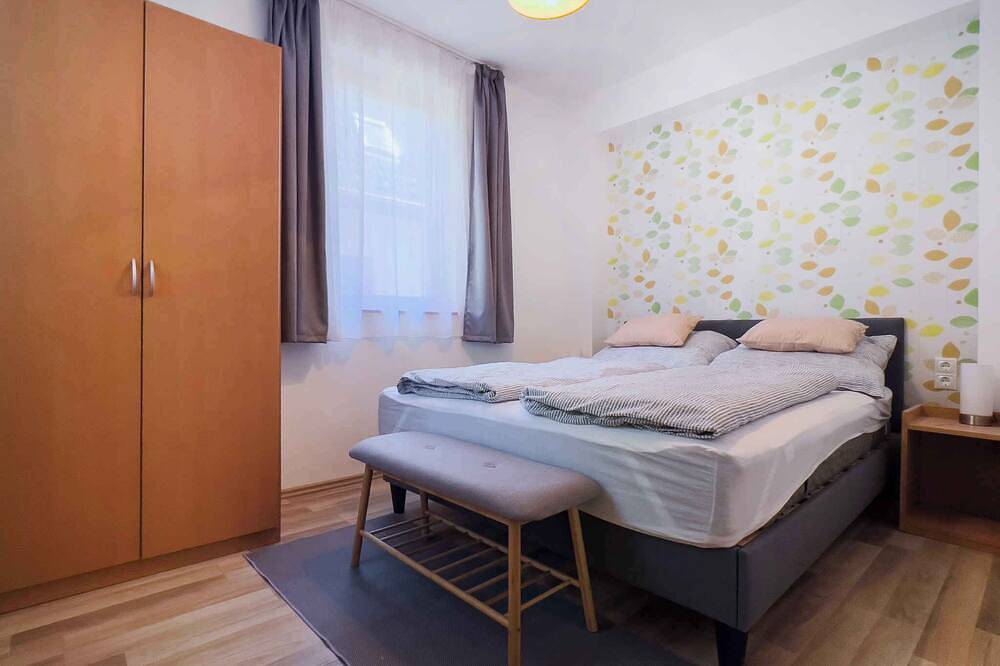 Ganze Wohnung, Ferienwohnung nur 30 m vom Strand entfernt in Balatonboglar, Plattensee Südufer