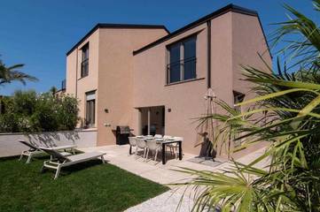 Ferienwohnung für 6 Personen, mit Balkon und Garten in Portoroz