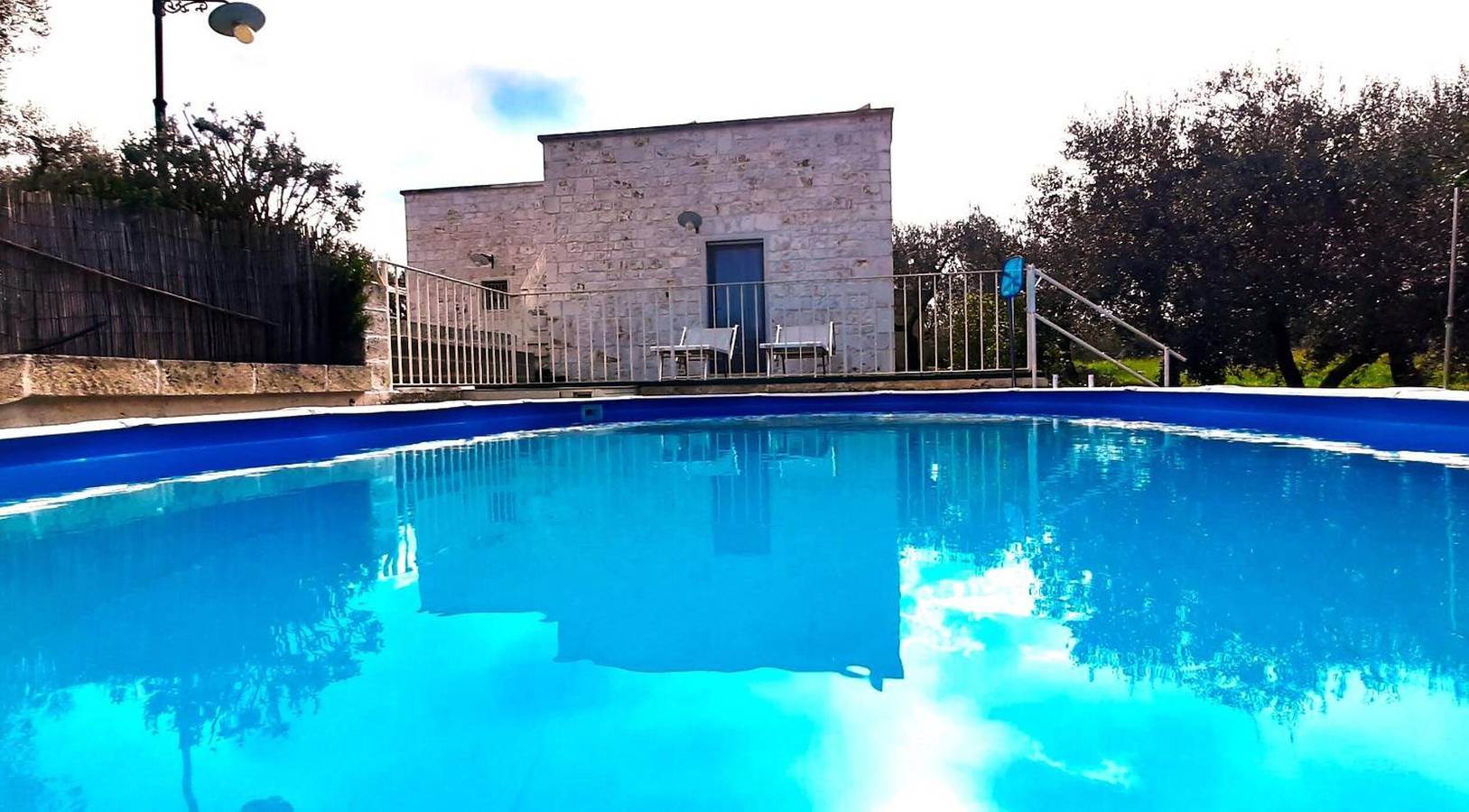 Appartamento intero, Appartamento 'Lamia Pieranna' con Piscina Privata, Wi-Fi e Aria Condizionata in Cisternino, Salento