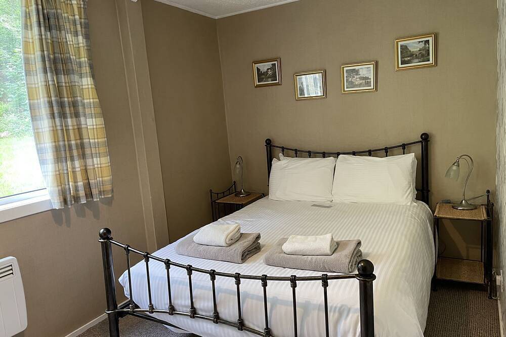 Ganze Wohnung, Crianlarich Pet friendly traditional cottage in Fort Augustus, Highlands