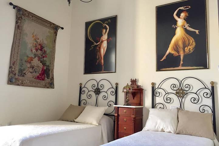 Apartamento entero, Ático con Terraza Privada y Parking en Antigua Casa Palacio in El Puerto de Santa María, Costa de la Luz
