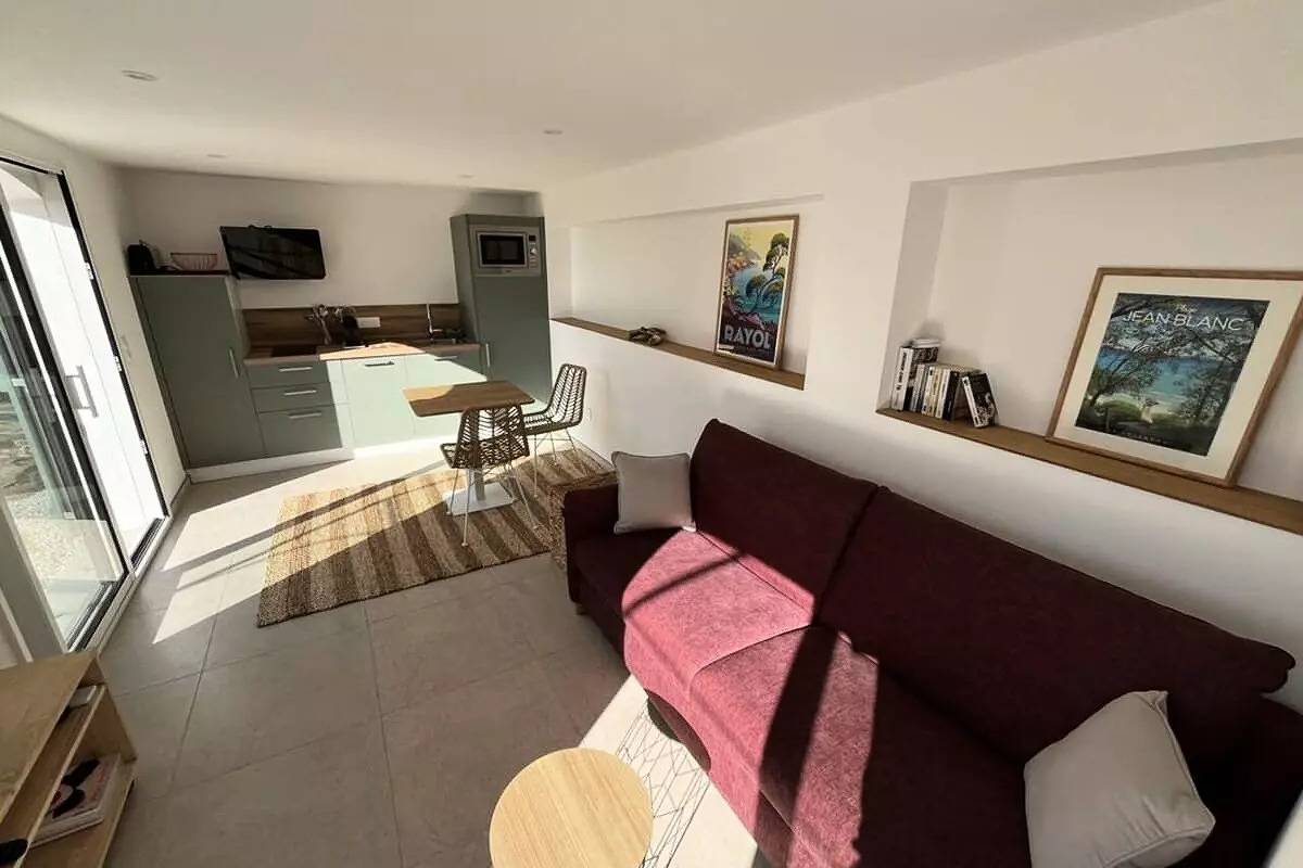 Studio entier, Studio pour 2 Personnes in Plage d'Aiguebelle, Le Lavandou