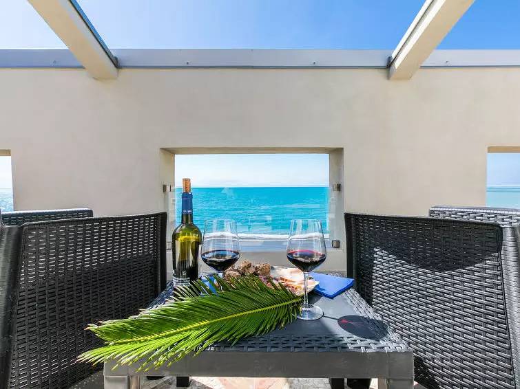 Entire apartment, 5 Pièces 8 Personnes in Marina di Cecina, Cecina