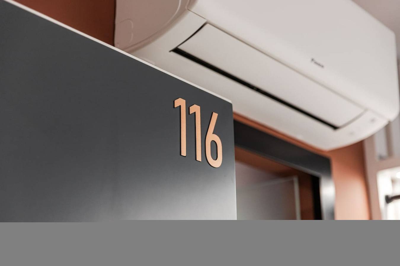 Geheel appartement, Brown Studio 116 | Love in Colours Collection in Durrës (stad), Albanië