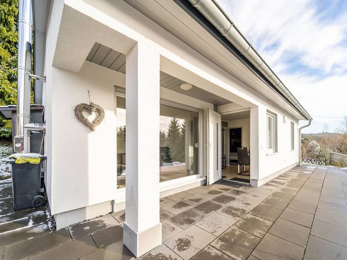 Ferienhaus für 4 Personen, mit Balkon/Terrasse und Terrasse sowie Garten in Suhl