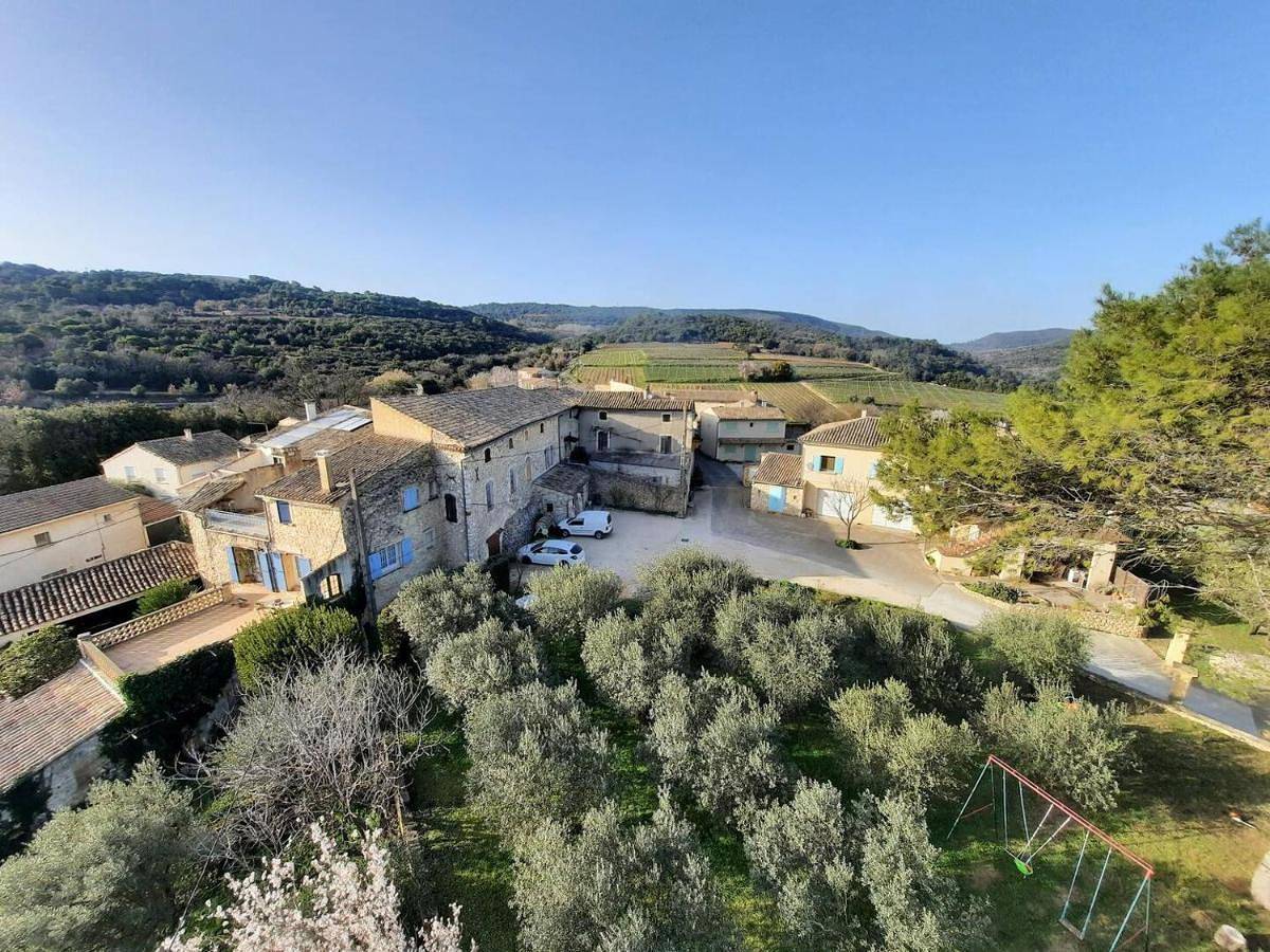 Maison au coeur d'un domaine viticole in Cornillon, Nimes und Umgebung