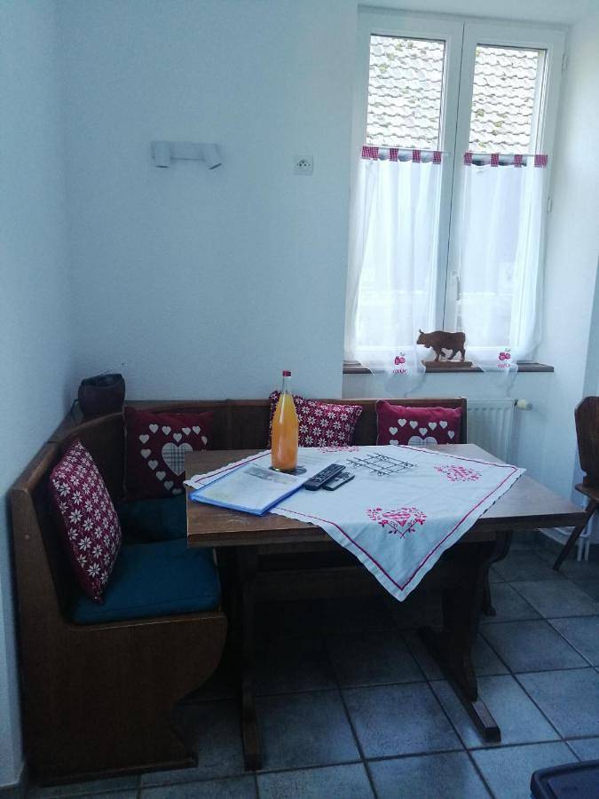 Gîte pour 3 personnes, avec jardin et vue, animaux acceptés à Sondernach - 3