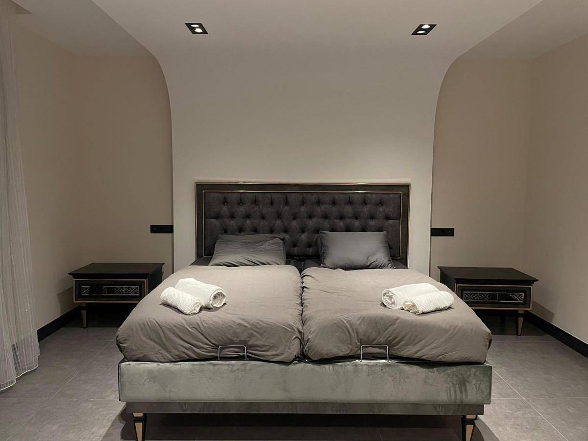 Ganze Wohnung, Exklusive Luxus Villa in Glashütten, Hochtaunuskreis