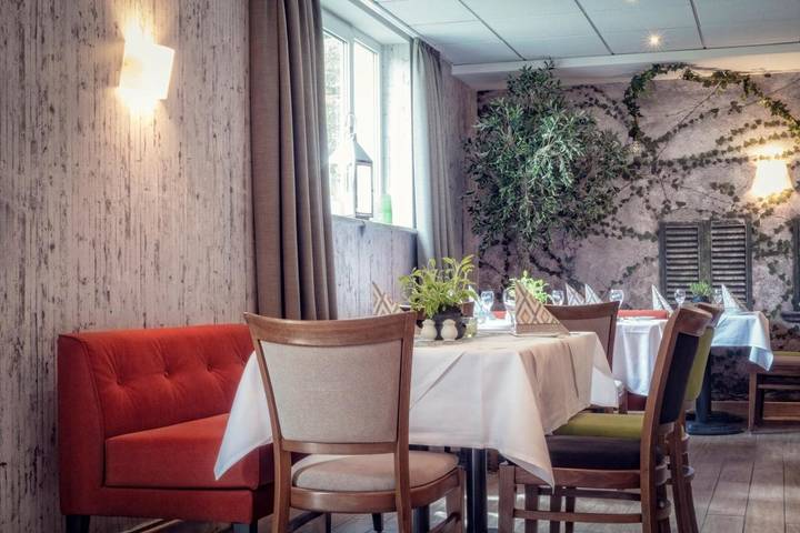 Hotel, mit Terrasse und Garten sowie Sauna und Ausblick in Tröstau - 3