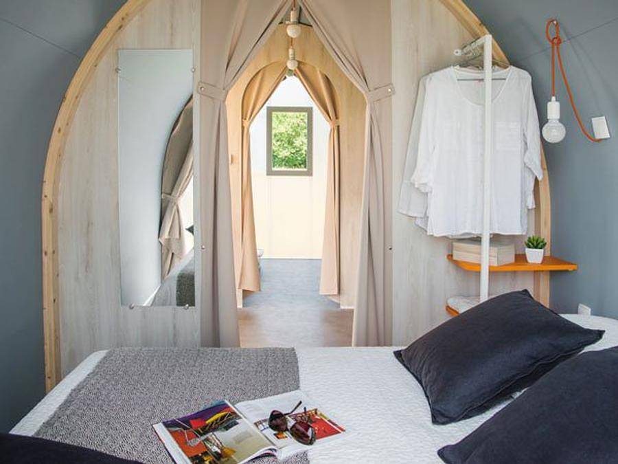 Camping les Rives du Lac Cantalès - Canvas bungalow 4 persons - Coco Sweet (no sanitary facilities, 2 rooms) in Saint-Gérons, Aurillac region