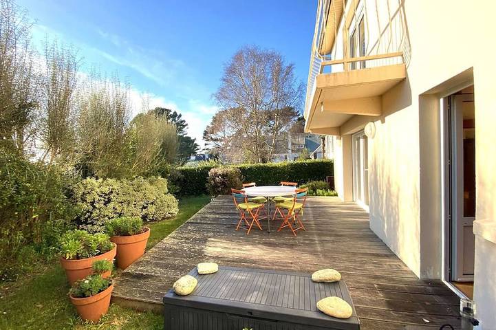 Location de vacances pour 8 personnes, avec Balcon et Jardin dans Plage de Grève Blanche