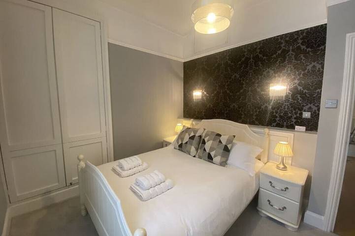 Ganze Wohnung, Regency Retreat - Stilvolles Apartment mit Meerblick und Balkon. Schöner Ort. in Brighton, Sussex