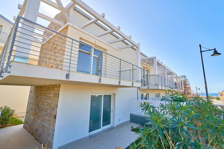 Gîte pour 5 personnes, avec balcon à Isola Rossa - 3