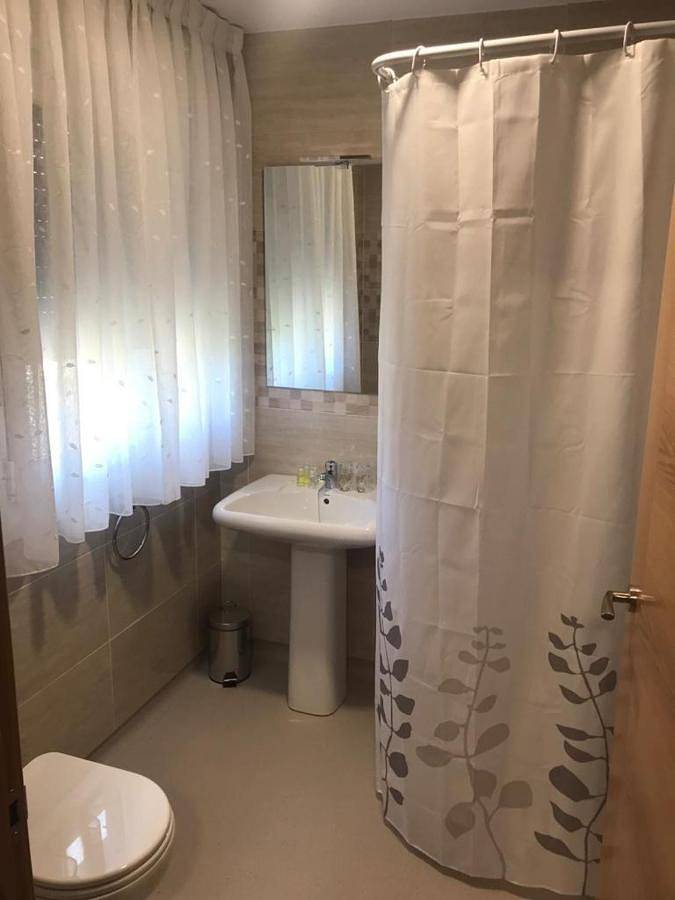 Gîte pour 2 personnes, avec vue ainsi que jardin et terrasse à Palas de Rei - 4