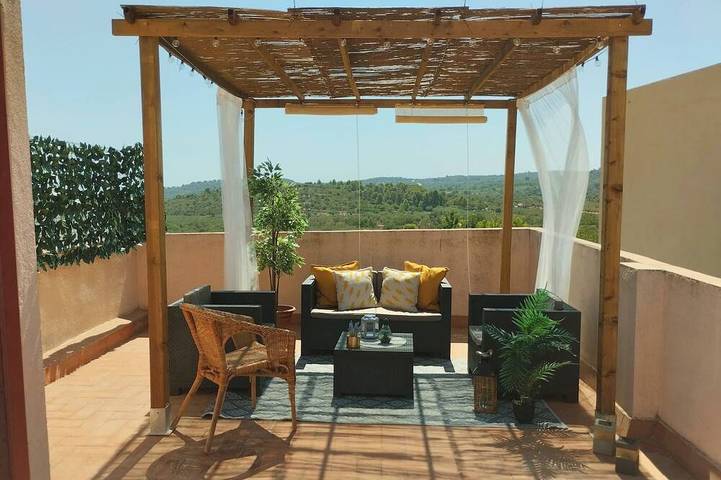 Casa de vacaciones para 8 personas, con piscina además de terraza y jardín - 1