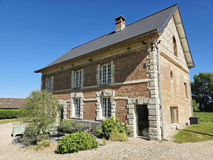 Location de vacances pour 10 personnes, avec Terrasse et Jardin à Épreville