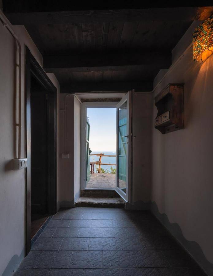 Casa vacanza per 4 persone, con panorama e terrazza nonché giardino alle Cinque Terre