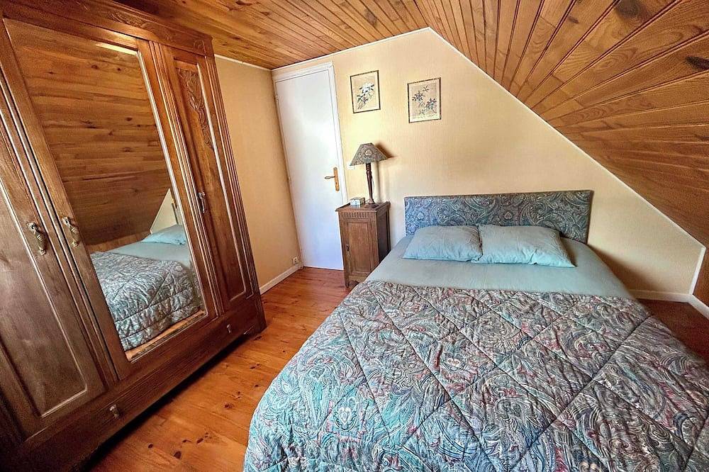 Lovely family house near the sea for 8 in Plestin-les-Grèves, Ceinture Dorée