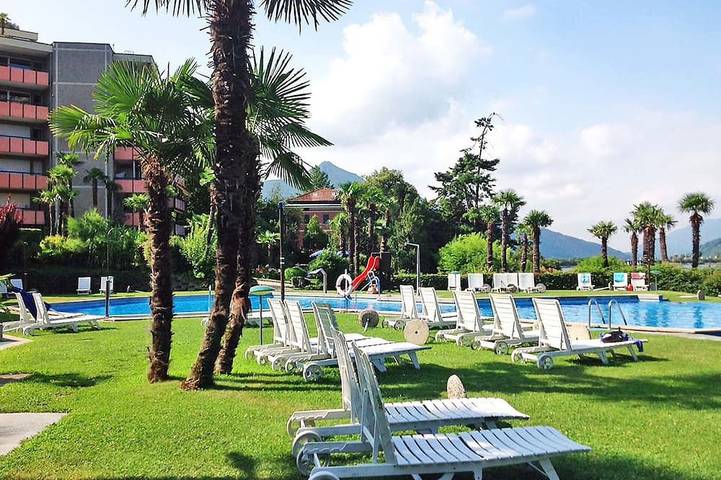 Ferienwohnung für 4 Personen, mit Garten und Pool sowie Kinderpool