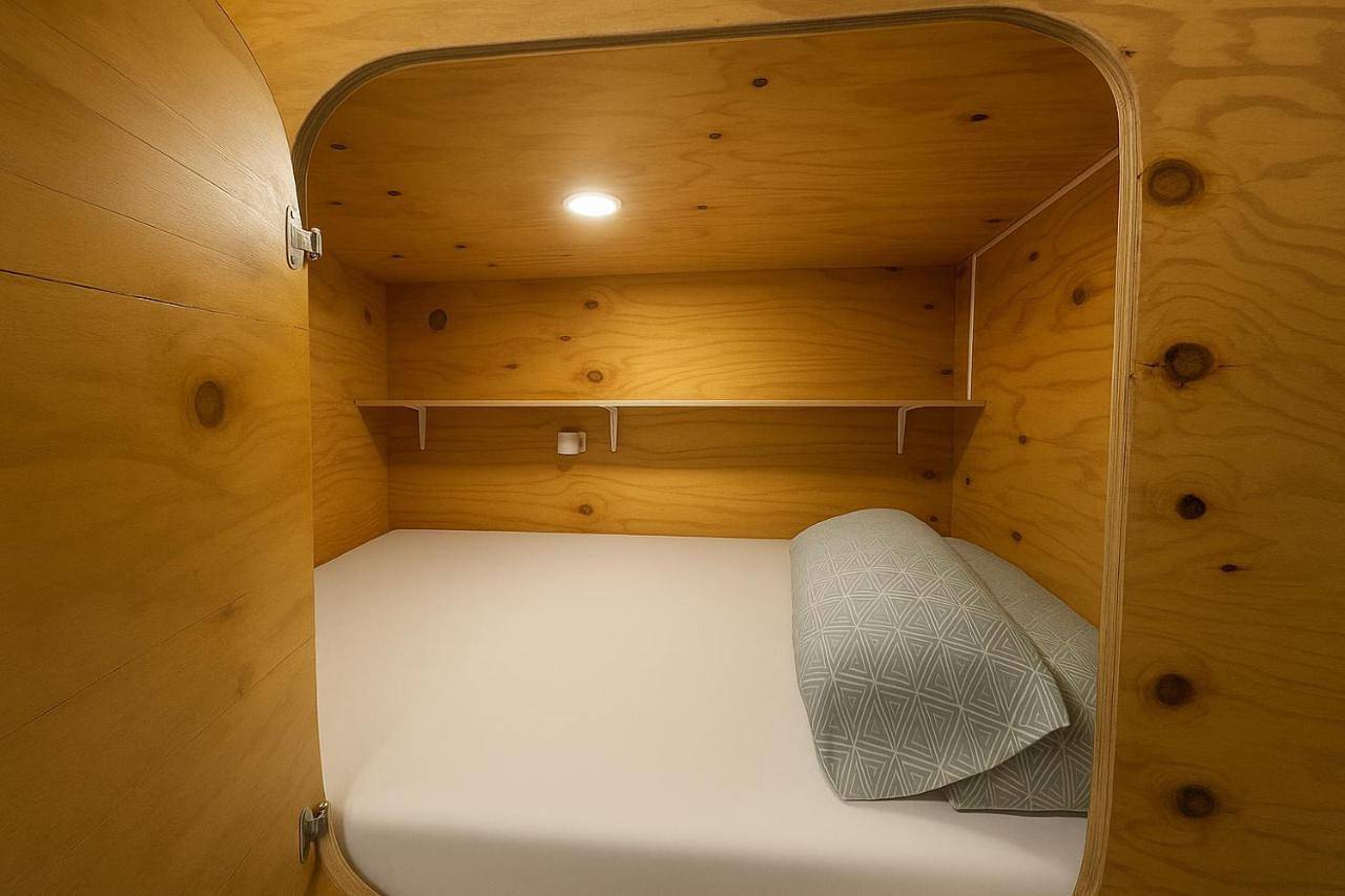 Single Room with Shared Bathroom in Moncloa-Aravaca, Madrid