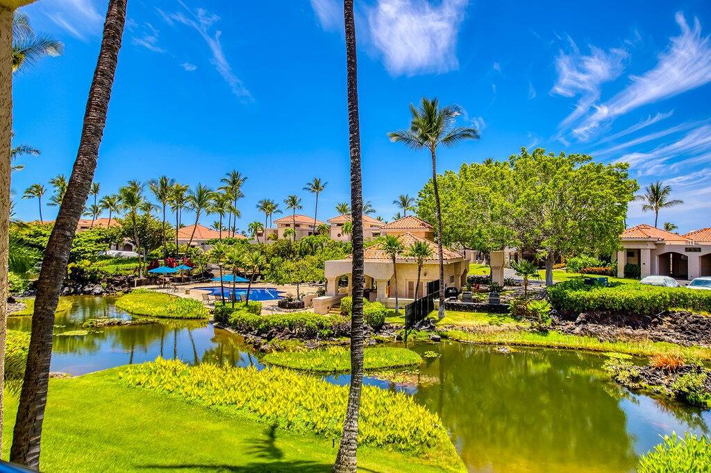 Ganze Wohnung, Elegant, second floor condo with lanai, pool and hot tub access, and central Ac in Waikoloa Beach Resort, Puako