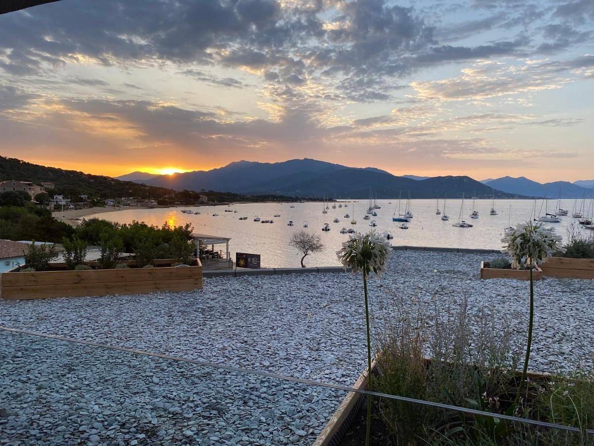 Appartement entier, Apartment with Garden View in Porto Pollo (Corse), Serra-di-Ferro
