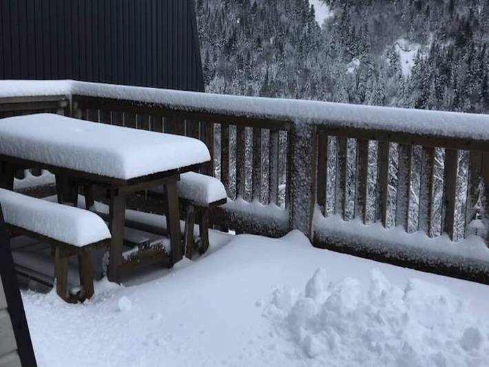 Gîte pour 10 personnes, avec balcon à Saint-Jacques-des-Blats - 2