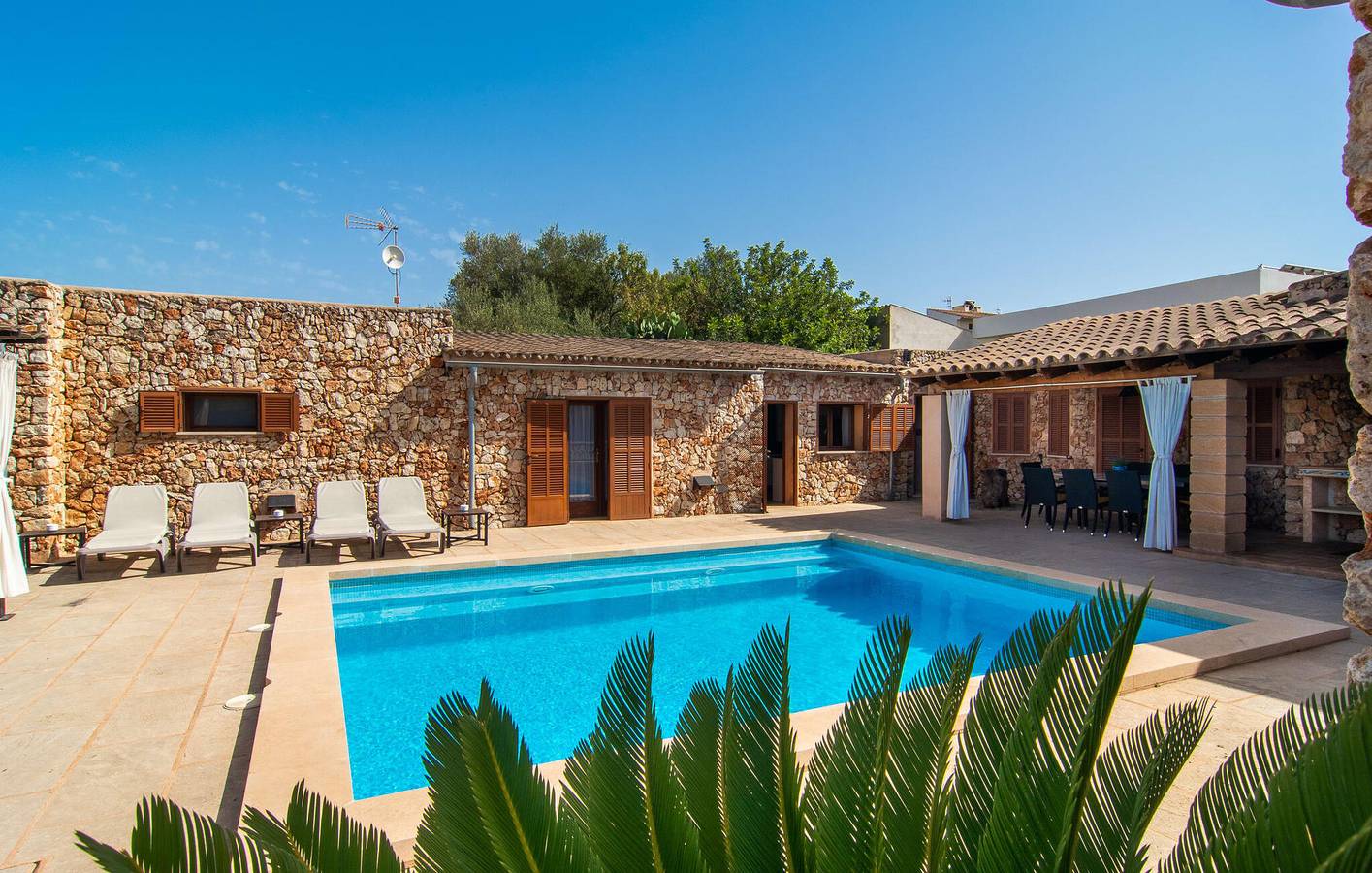 Gemütliches Apartment mit Pool & Terrasse | Nähe zu Restaurants & Geschäften in Campos, Mallorca Süden